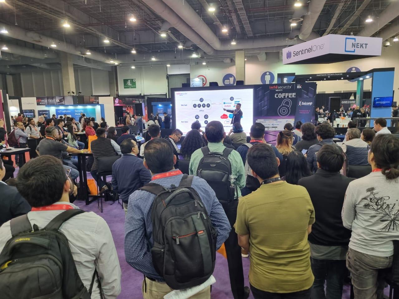 Evin Safdia presenting at Infosecurity Mexico 2023